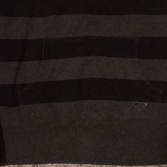 🌺Roxy Sweatshirt - Picture 2 of 4